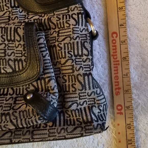 Stone Mountain Signature Medium Shoulder Bag, Double Handle. - Picture 4 of 8